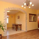 Cosy Close To The In By Renters شقة *