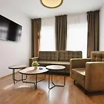 Cosy Close To The In By Renters سوبوت