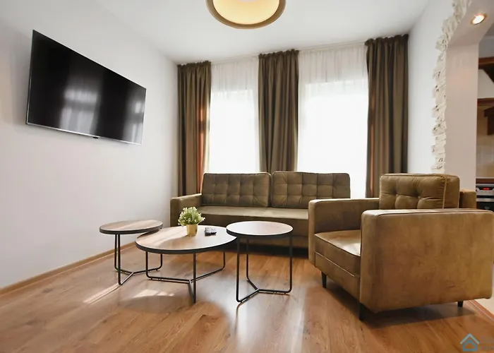Apartament Cosy Close To The In By Renters *